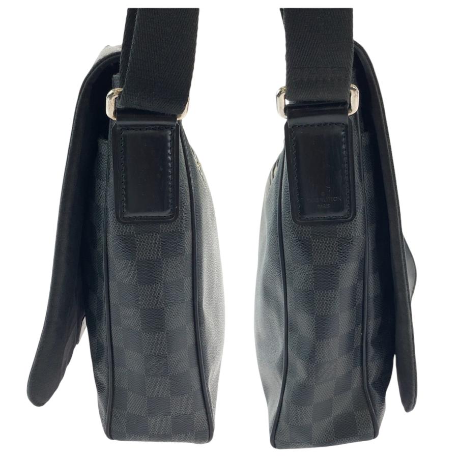 LOUIS VUITTON（ルイ・ヴィトン） ダミエ グラフィット ディストリクト