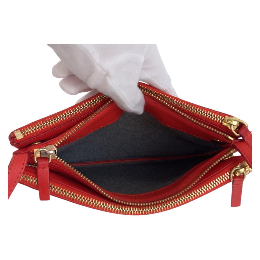 CELINE（セリーヌ） トリオ スモール レッド ゴールド金具 レザー 斜め
