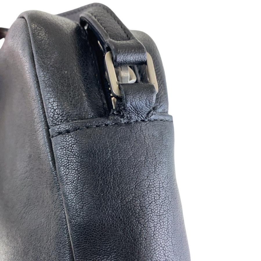 SAINT LAURENT PARIS サンローランパリ YSL ブラック 黒 シルバー金具