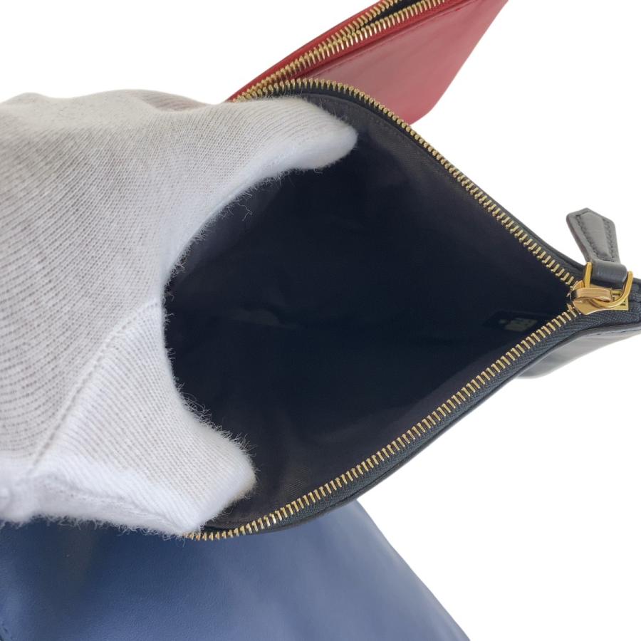 未使用　FENDI トリプレット FENDI（フェンディ） 美品 トリプレット ブルー レッド ブラック