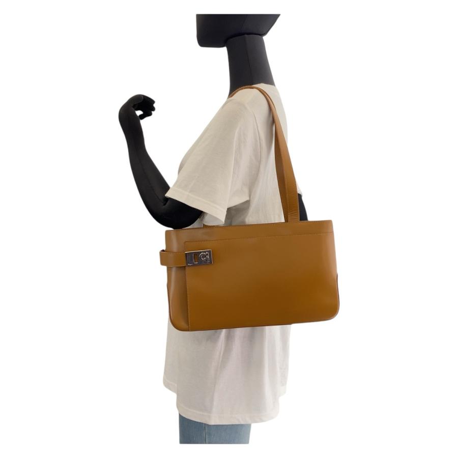 美品 サルヴァトーレフェラガモ ヴィンテージ ガンチーニ ライト