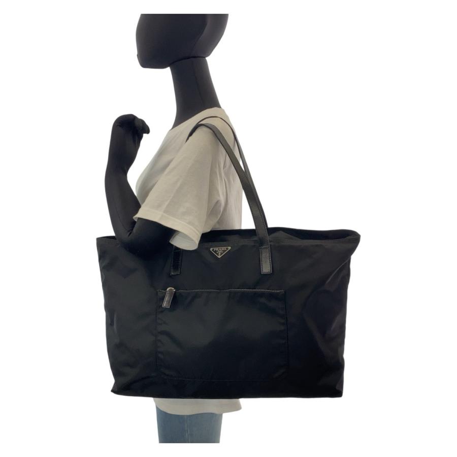 PRADA（プラダ） テスート 三角ロゴプレート ブラック 黒 シルバー金具