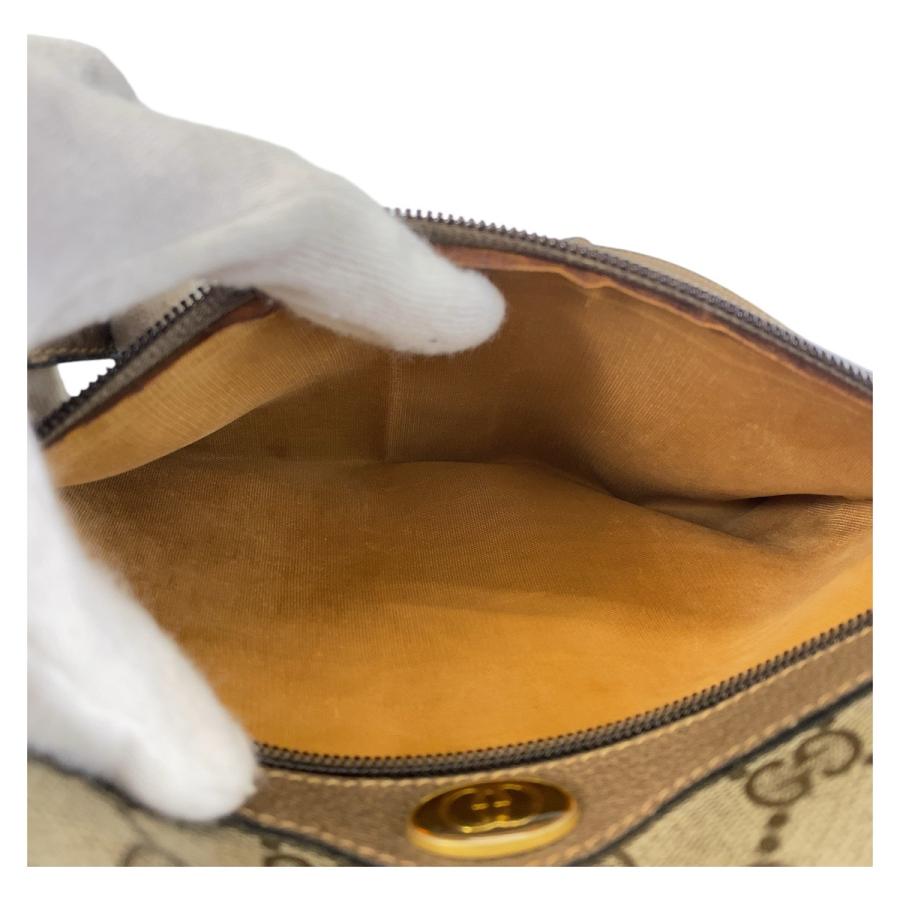 GUCCI（グッチ） シェリーライン ベージュ ゴールド金具 68 02 004