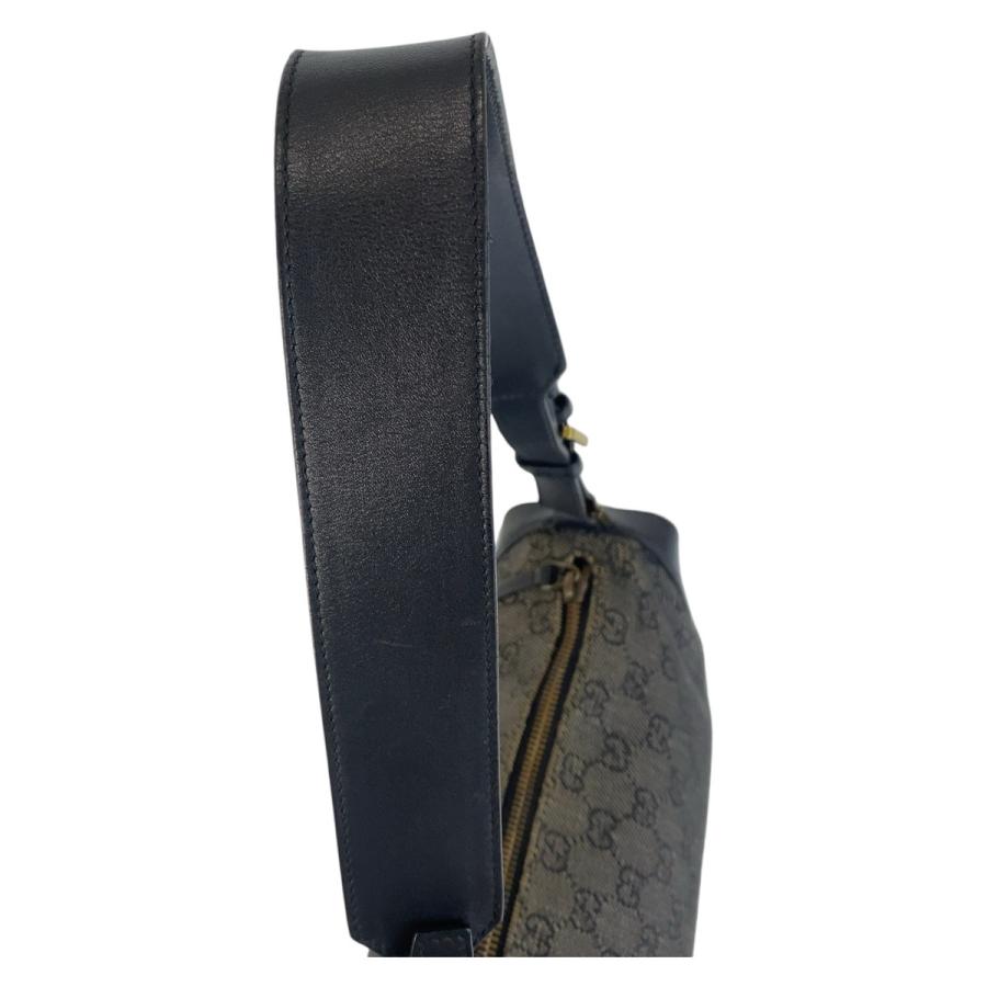 GUCCI 美品 グッチ ブラック 黒 ゴールド金具 GGキャンバス/レザー