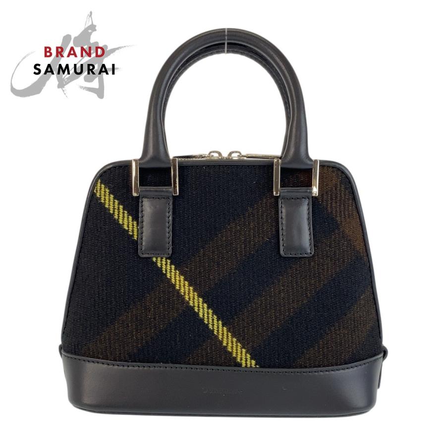BURBERRY 美品 バーバリー チェック柄 ブラック 黒 シルバー金具  
