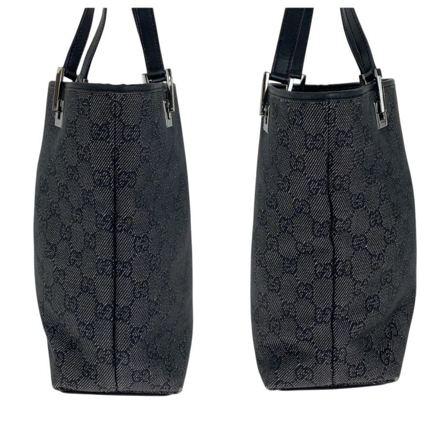 GUCCI（グッチ） 美品 ブラック 黒 シルバー金具 GGキャンバス 31244