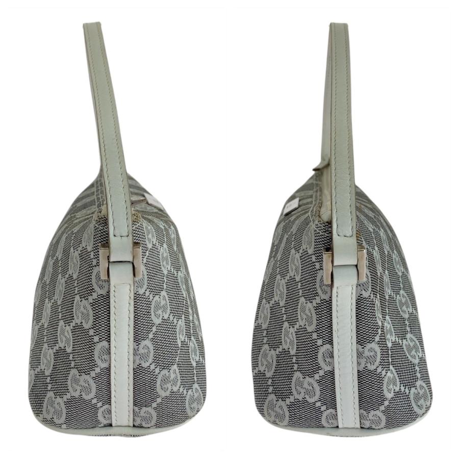 GUCCI（グッチ） 美品 グレー ホワイト シルバー金具 GGキャンバス