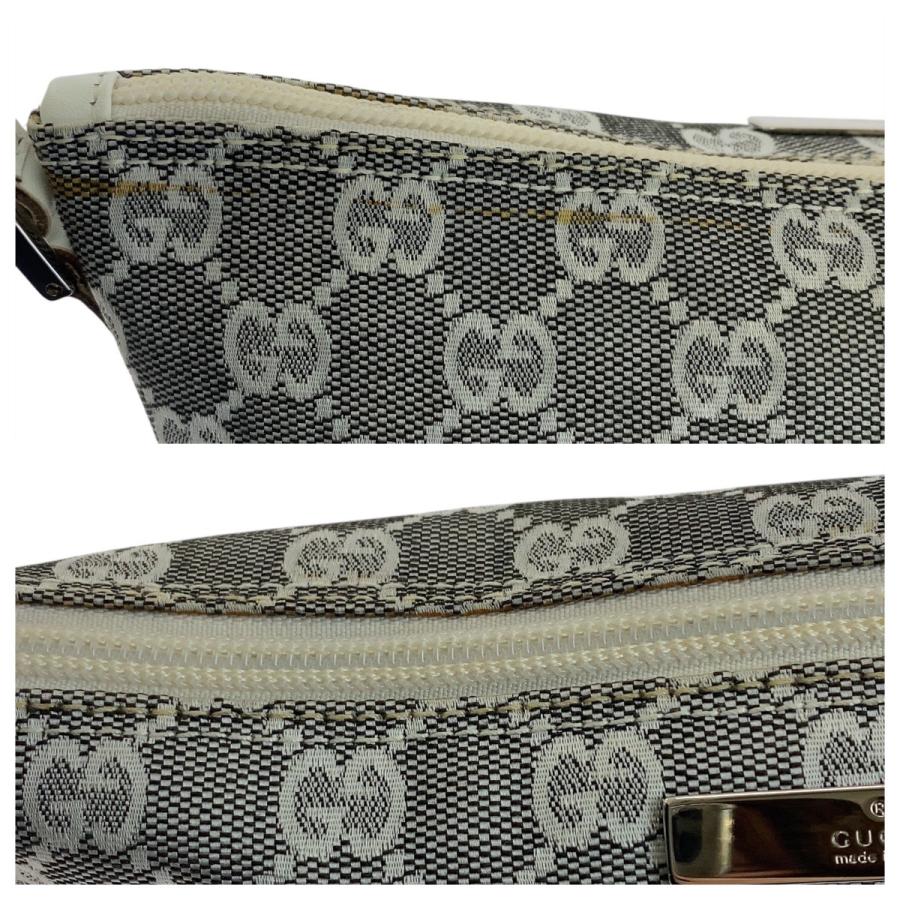 GUCCI（グッチ） 美品 グレー ホワイト シルバー金具 GGキャンバス