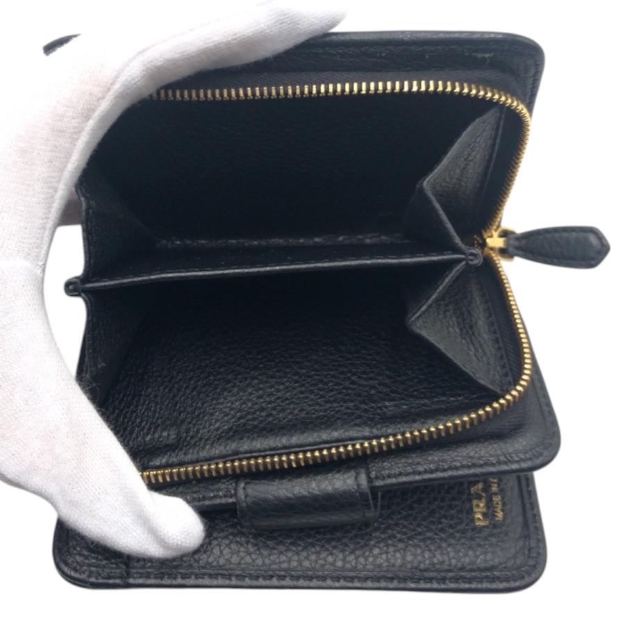 PRADA 美品 プラダ ブラック 黒 ゴールド レザー 二つ折り財布 折財布 