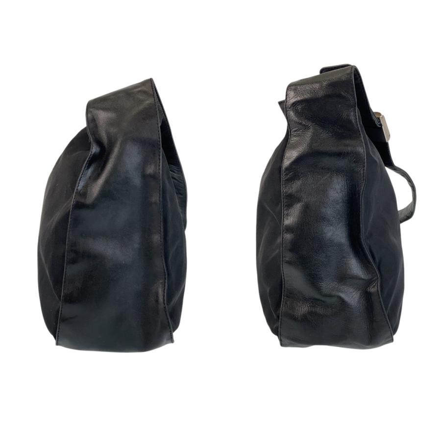PRADA 美品 プラダ テスート 三角ロゴプレート ブラック 黒 PRADA 美品 プラダ テスート 三角ロゴプレート ブラック 黒