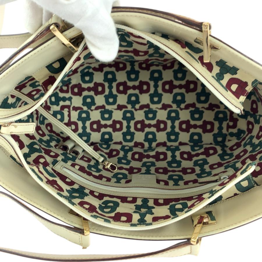 GUCCI（グッチ） 美品 グッチシマ アイボリー ゴールド金具 レザー