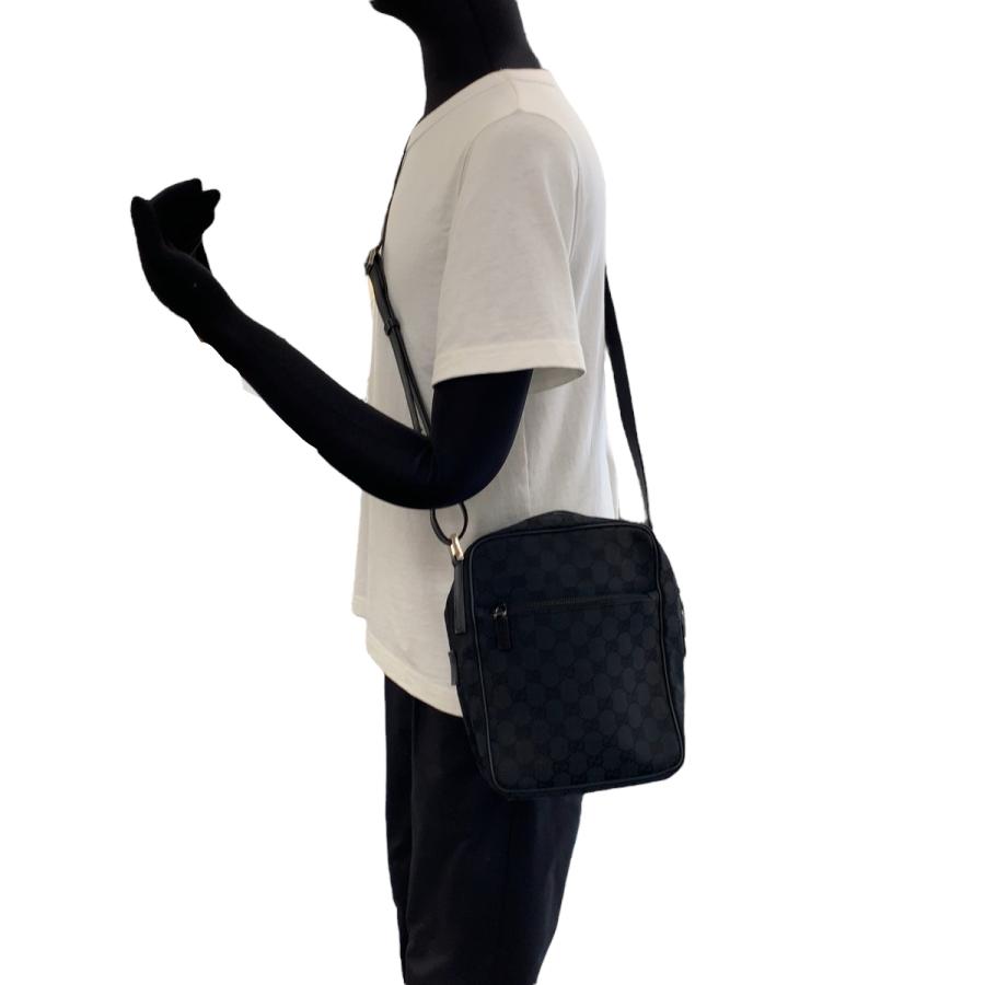 GUCCI グッチ 男女兼用 ブラック 黒 シルバー金具 GGキャンバス