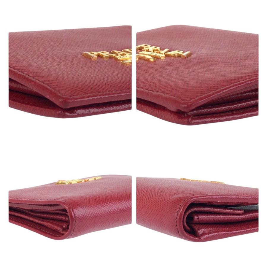 PRADA（プラダ） サフィアーノ レッド ゴールド金具 レザー 折財布