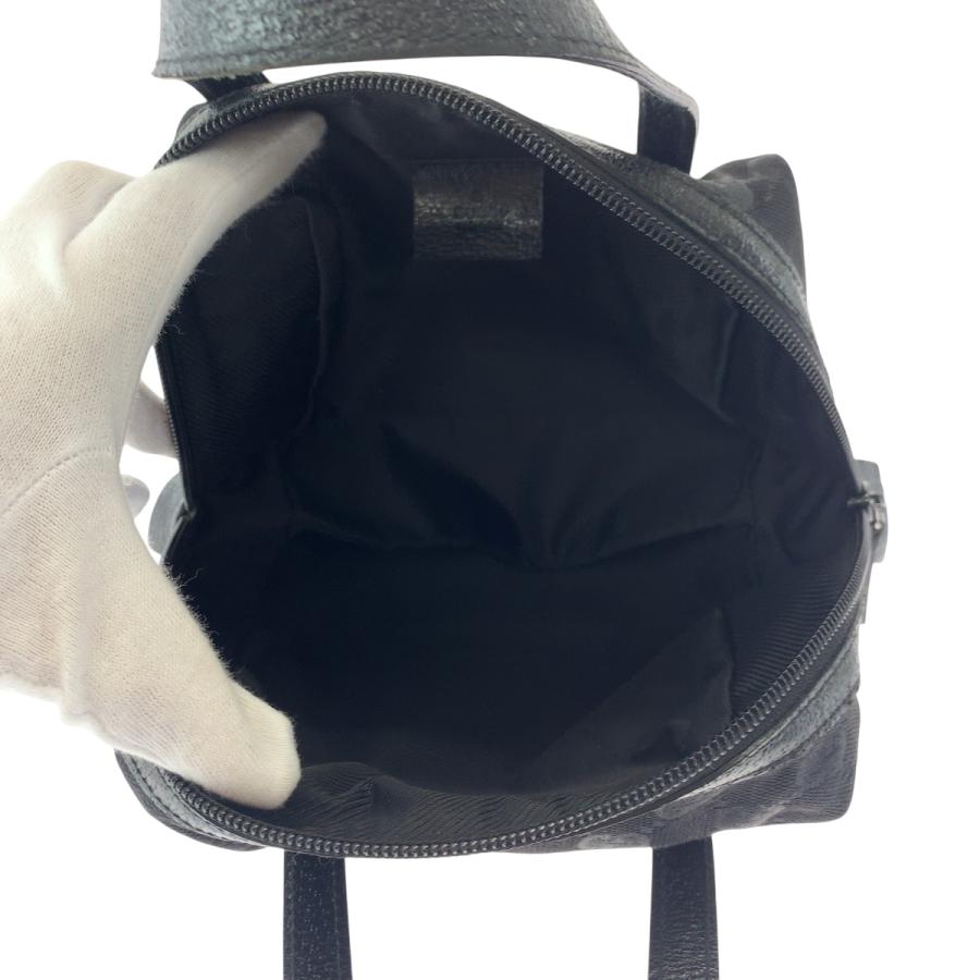 GUCCI（グッチ） 美品 ブラック 黒 シルバー金具 GGキャンバス 124542