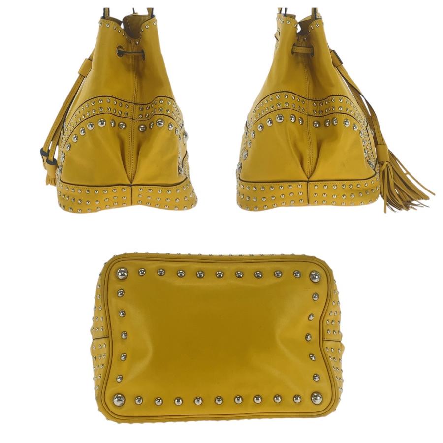 PRADA プラダ 三角ロゴプレート イエロー シルバー金具 レザー PRADA プラダ 三角ロゴプレート イエロー シルバー金具 レザー