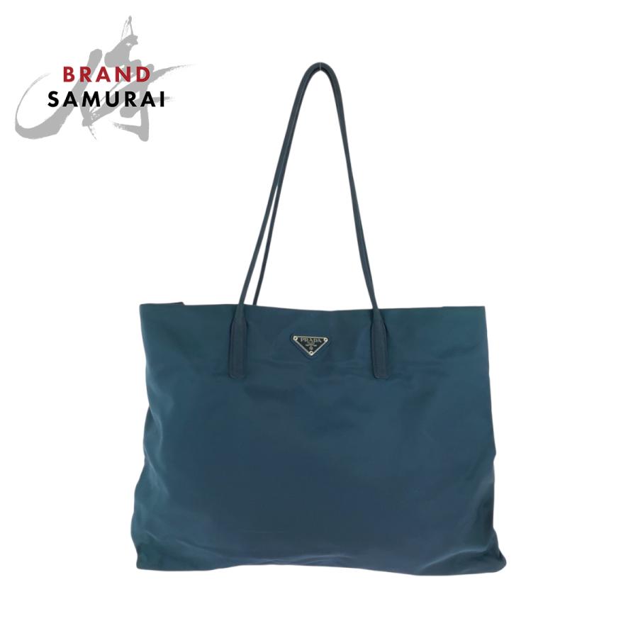 PRADA（プラダ） 美品 テスー 三角ロゴプレート グリーン