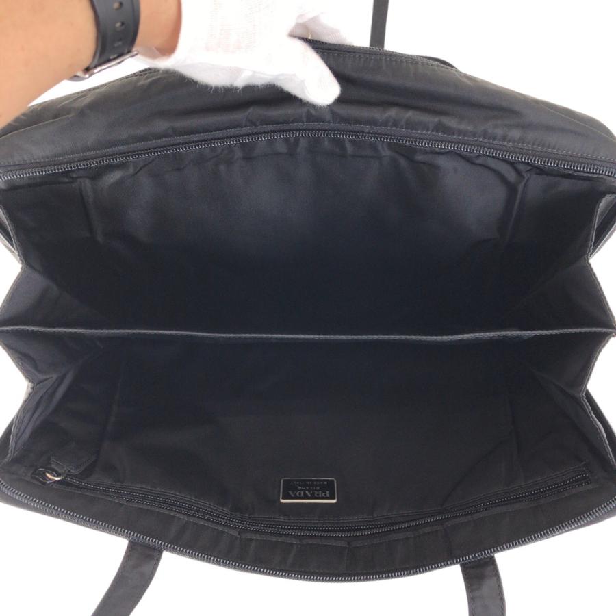 PRADA（プラダ） 美品 テスート 三角ロゴプレート ブラック 黒