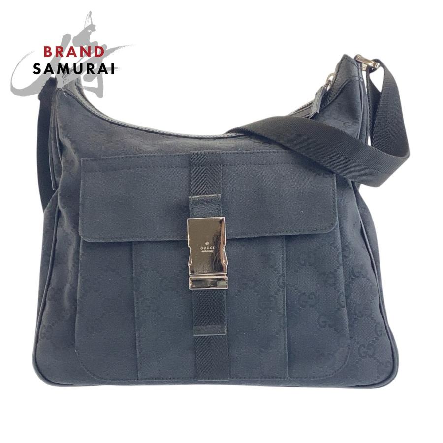 GUCCI グッチ ブラック 黒 シルバー金具 GGキャンバス 131211 斜め掛け 