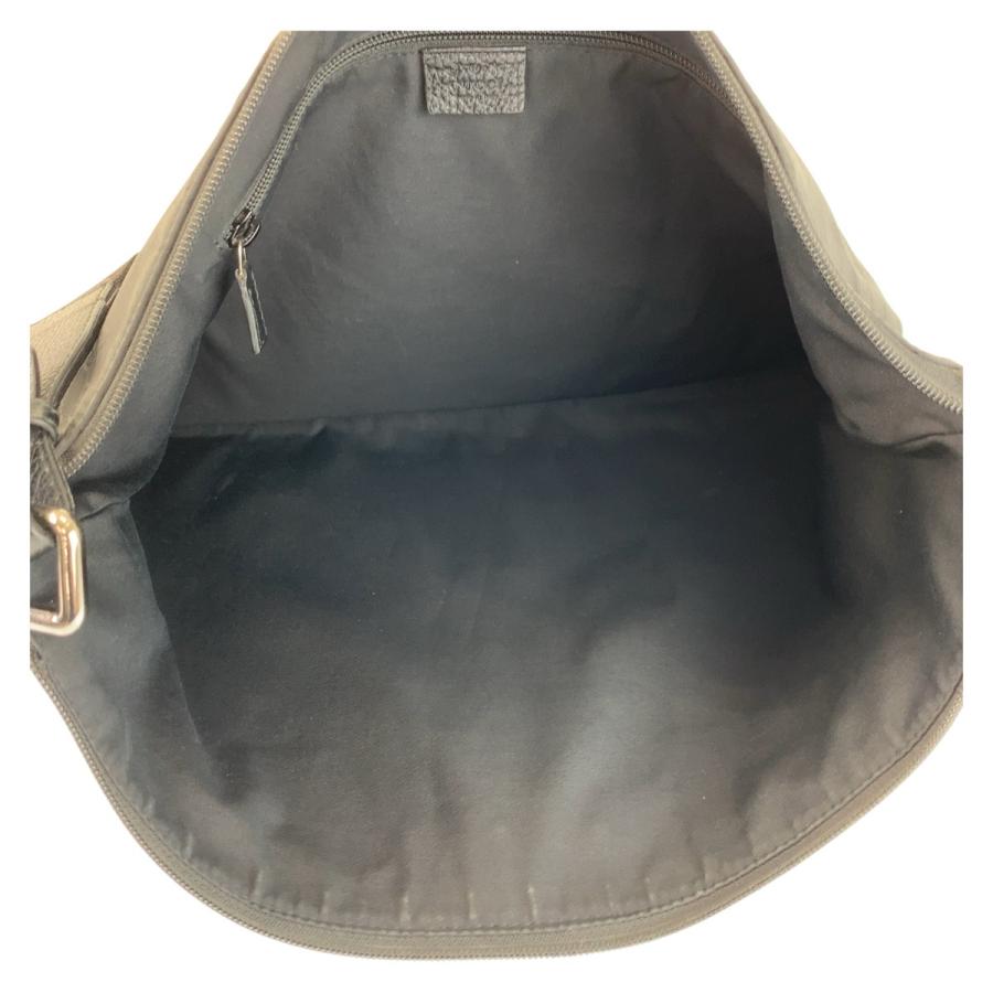 GUCCI（グッチ） 美品 GG柄 ブラック 黒 シルバー金具 ナイロン/レザー