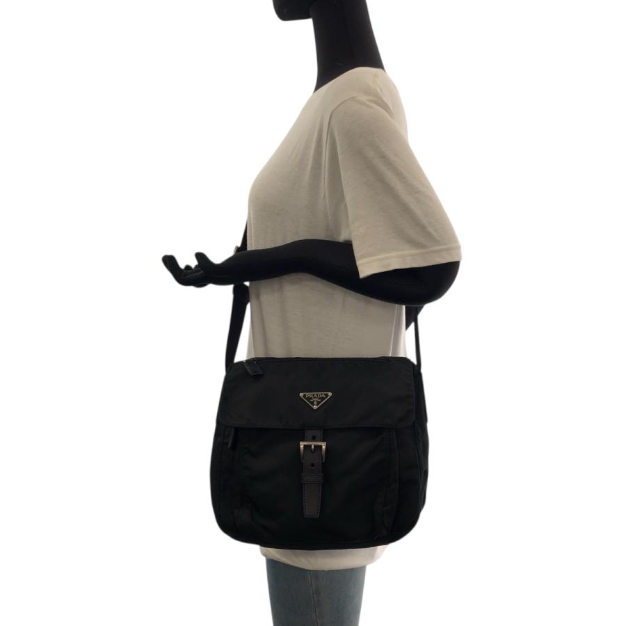 ✨極美品✨ プラダ ボディバッグ ウエストバッグ 三角ロゴ ナイロン ブラック PRADA - 良品 PRADA プラダ 三角ロゴ ロゴ金具 ナイロン