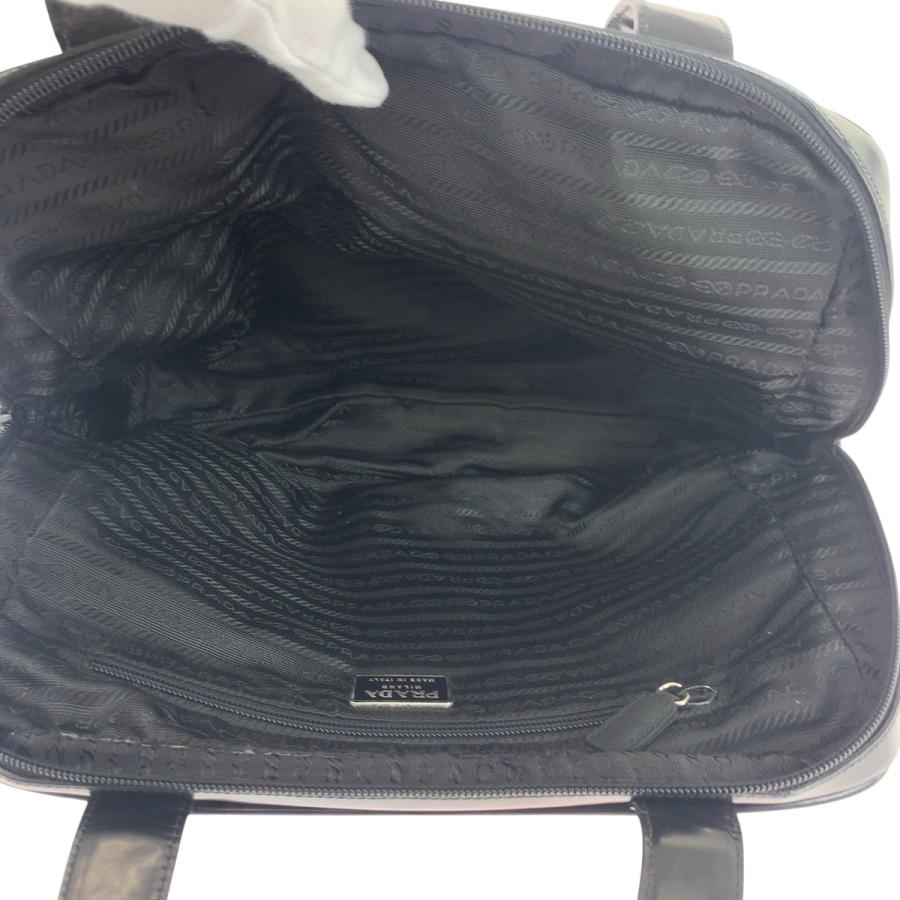 PRADA（プラダ） 美品 テスート 三角ロゴプレート ブラック 黒