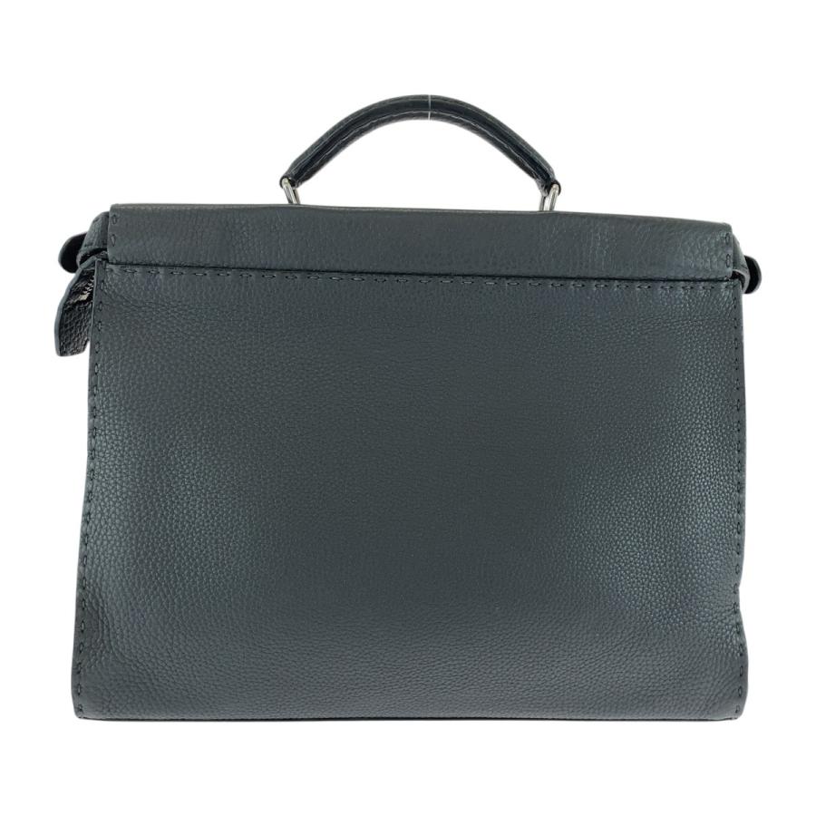FENDI（フェンディ） セレリア ピーカブー グレー シルバー金具 レザー