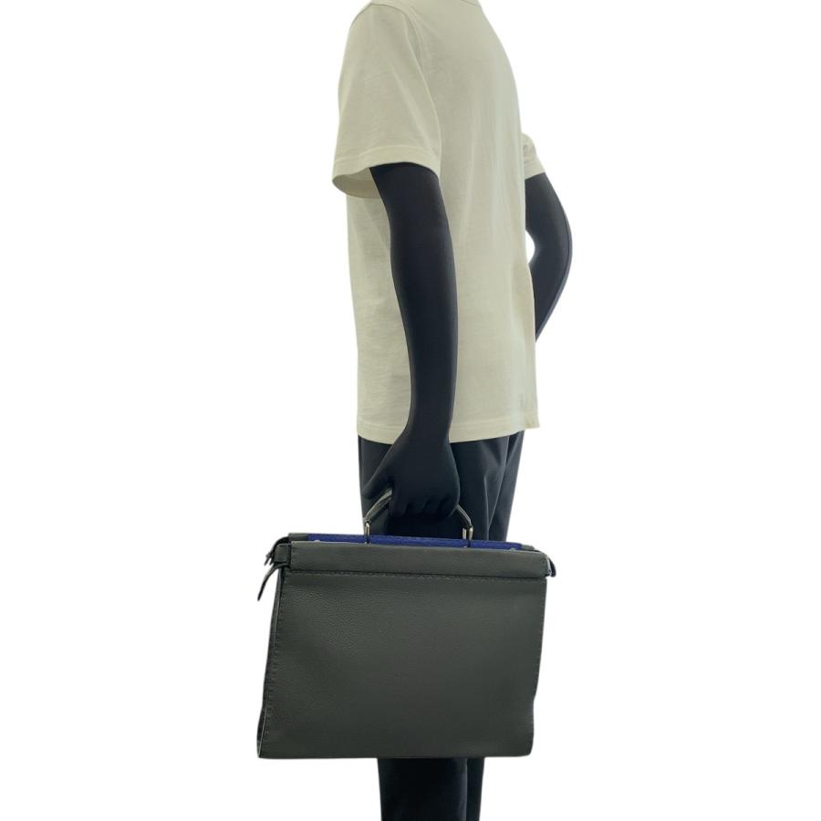FENDI（フェンディ） セレリア ピーカブー グレー シルバー金具 レザー