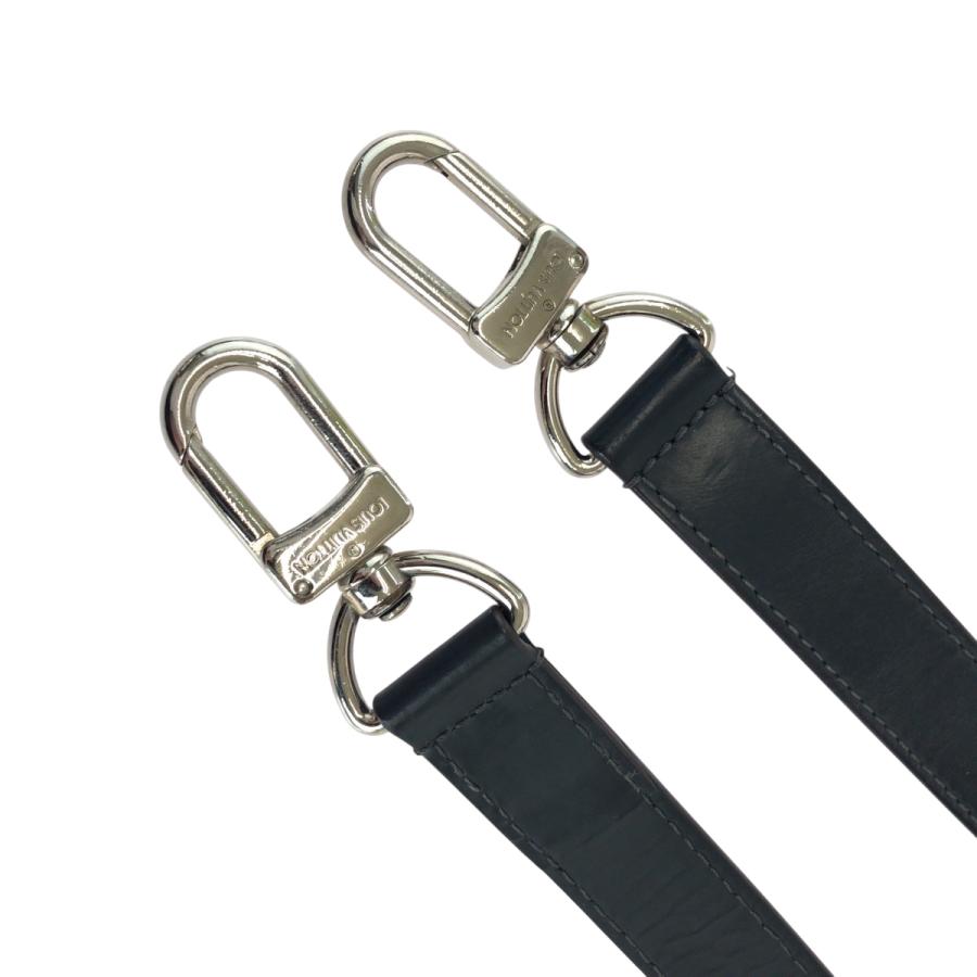 LOUIS VUITTON（ルイ・ヴィトン） グレー シルバー金具 レザー