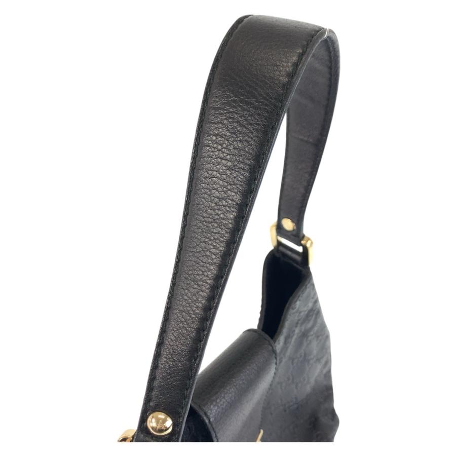 GUCCI（グッチ） 美品 グッチシマ ブラック 黒 ゴールド金具 レザー