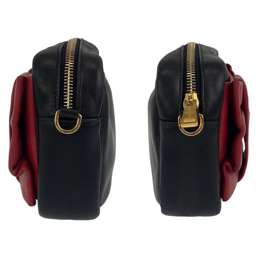PRADA（プラダ） 美品 リボンモチーフ ブラック レッド ゴールド金具