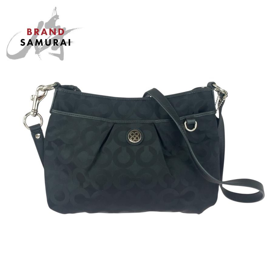 COACH（コーチ） 美品 オプアート ブラック 黒 シルバー金具 ナイロン 