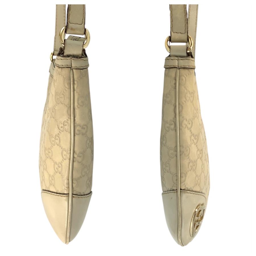 GUCCI ベージュ レザー ショルダーバッグ GUCCI（グッチ） グッチシマ ラブリー ベージュ アイボリー ゴールド