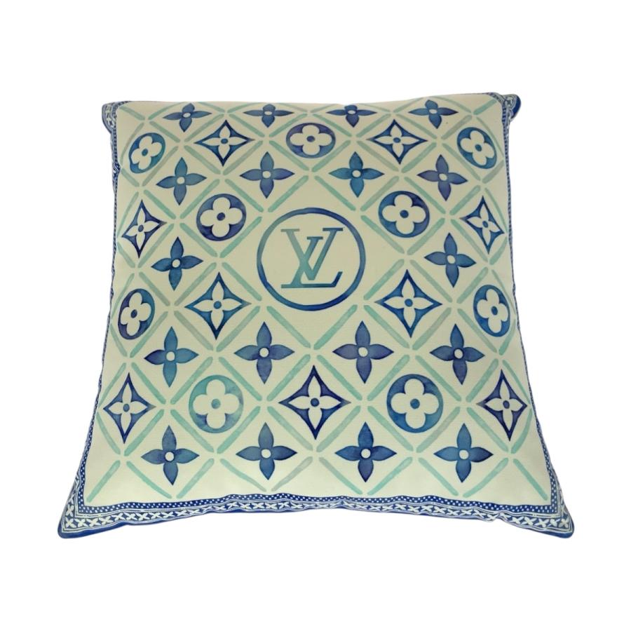 LOUIS VUITTON（ルイ・ヴィトン） 美品 モノグラム 男女兼用 ホワイト