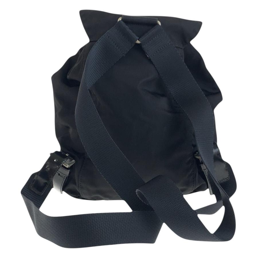 希少・極美品　PRADA ミニリュック　三角ロゴ　テスートナイロン　金具　黒 PRADA 極 美品 希少品 プラダ 三角ロゴ 金具 ナイロン ミニ