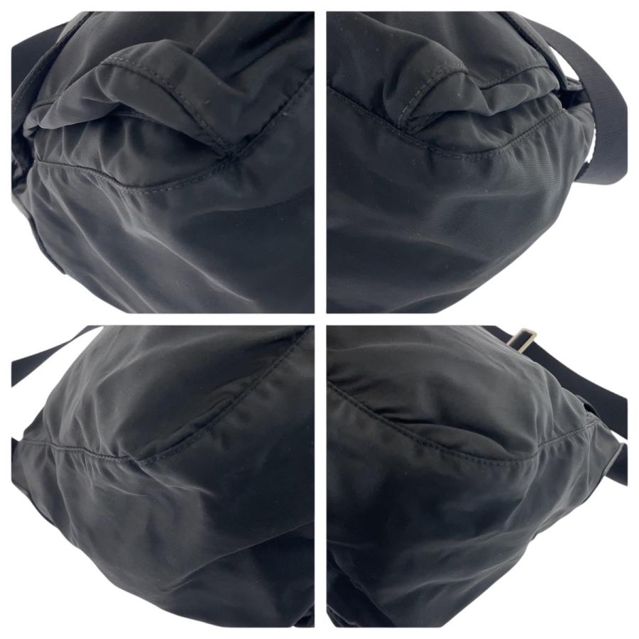 PRADA（プラダ） 美品 テスート 三角ロゴプレート ブラック 黒