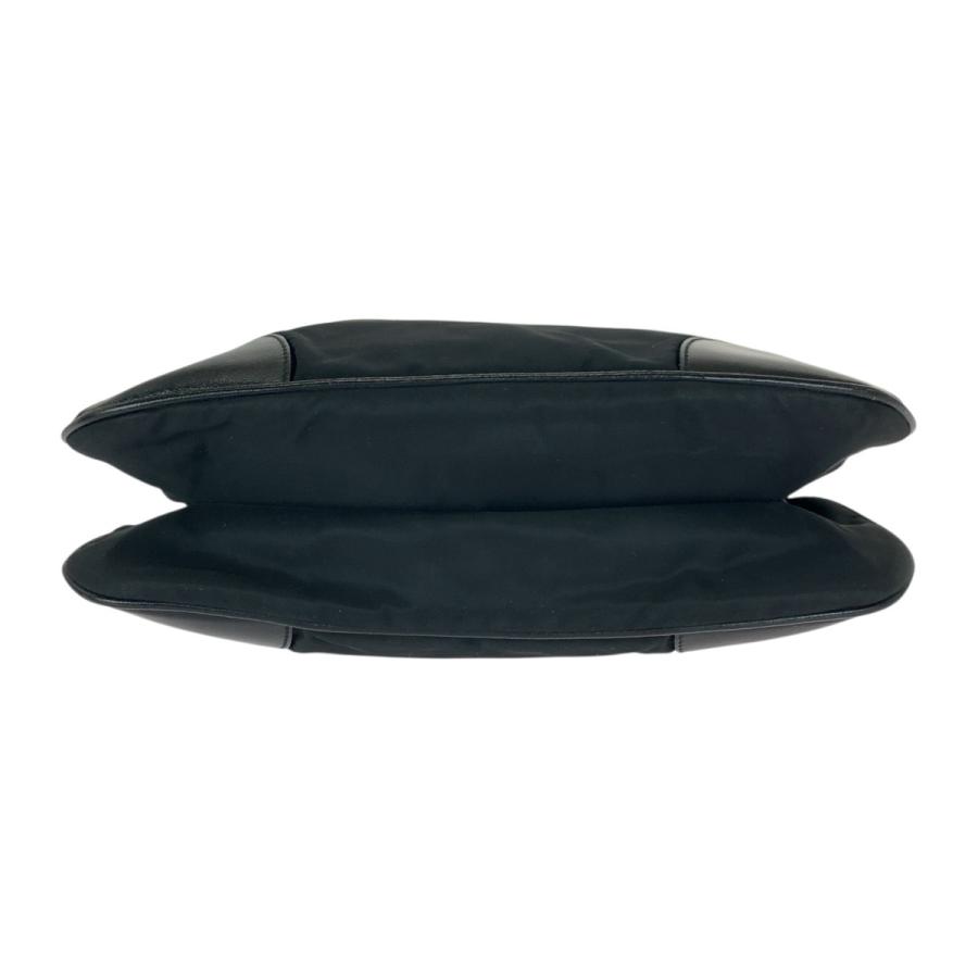 PRADA（プラダ） テスート 三角ロゴプレート ブラック ショルダー