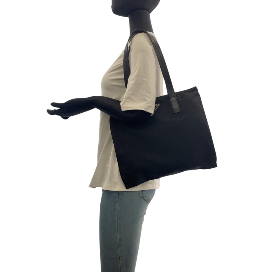 PRADA 美品 プラダ テスート 三角ロゴプレート ブラック 黒 ナイロン