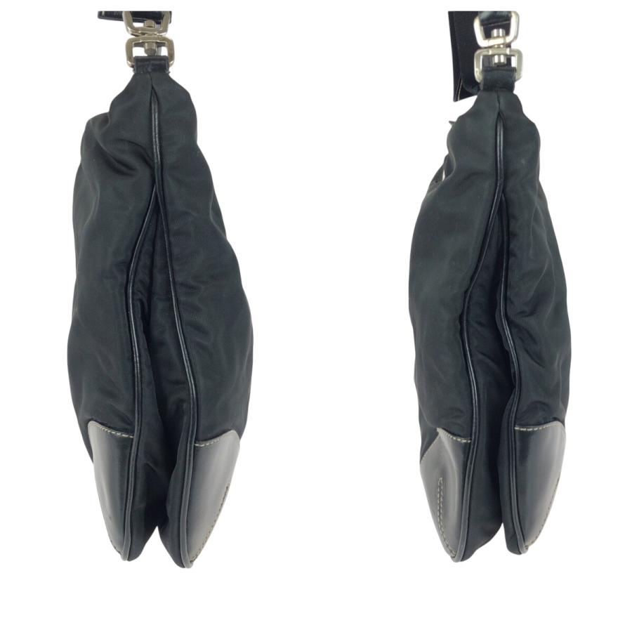 PRADA（プラダ） テスート 三角ロゴプレート ブラック 黒 シルバー金具