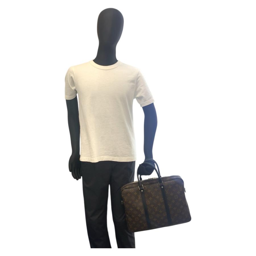 LOUIS VUITTON（ルイ・ヴィトン） 美品 モノグラム マカサー ポルト