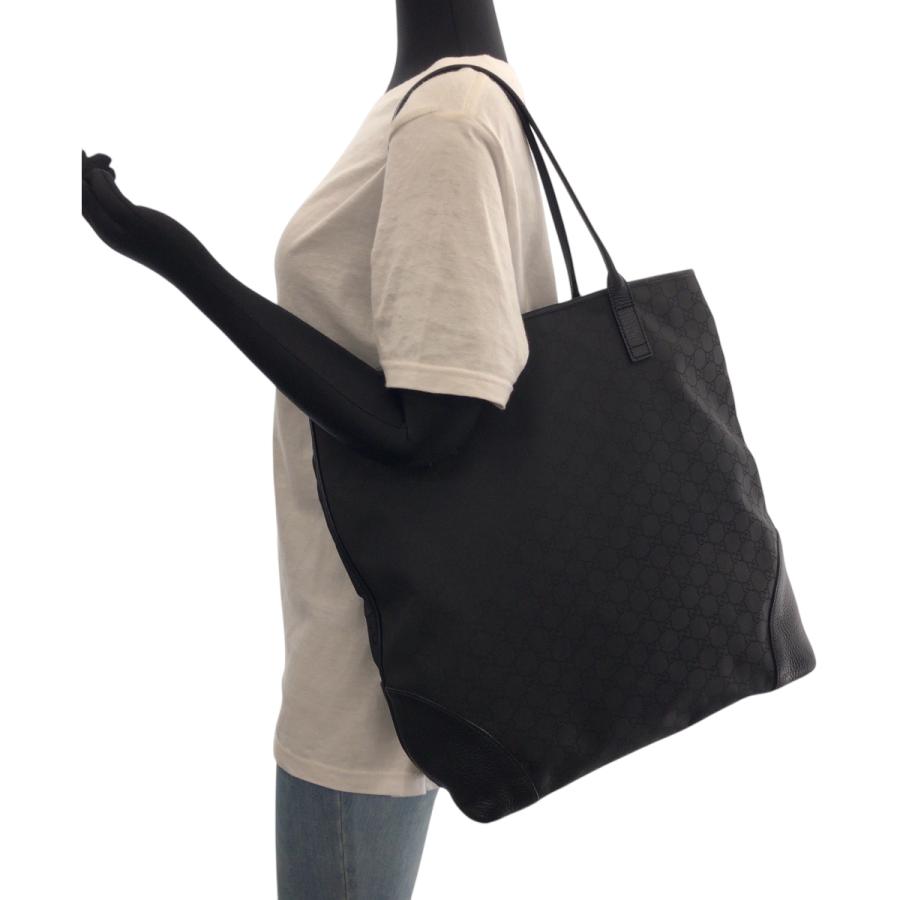 GUCCI（グッチ） 美品 ブラック 黒 ゴールド金具 ナイロン 263345
