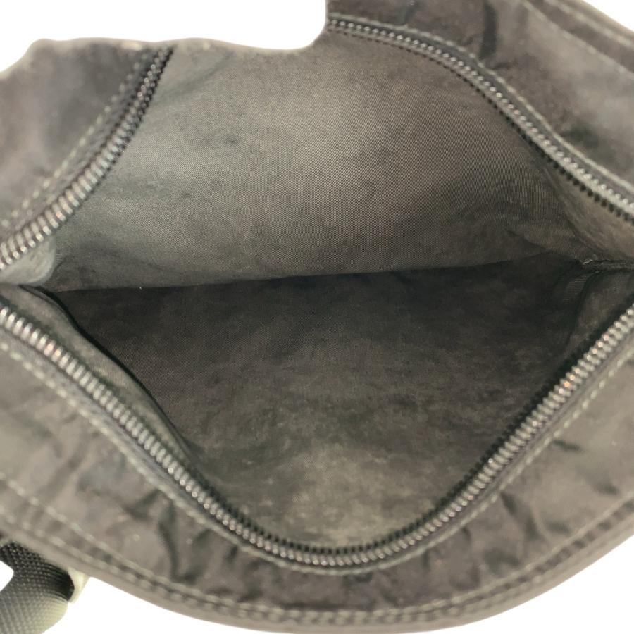 PRADA（プラダ） 美品 テスート 三角ロゴプレート ブラック 黒