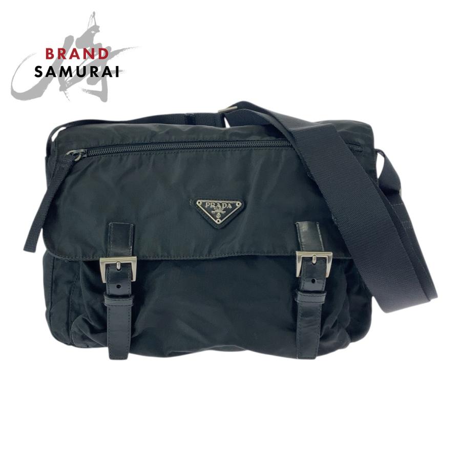 PRADA（プラダ） テスート 三角ロゴプレート ブラック 黒 シルバー金具 