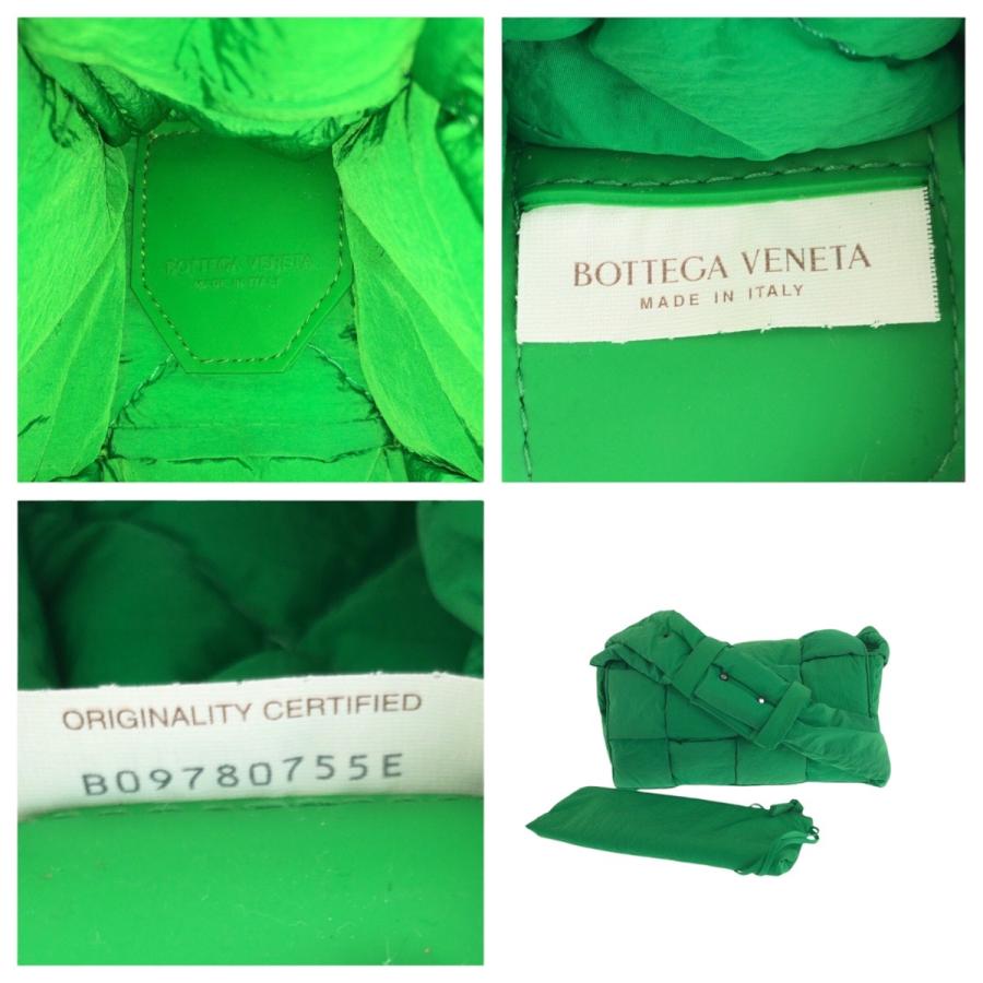 美品 BOTTEGAVENETA ボッテガヴェネタ パデッド テック カセット グリーン シルバー金具 ナイロン ショルダーバッグ レディース 506856