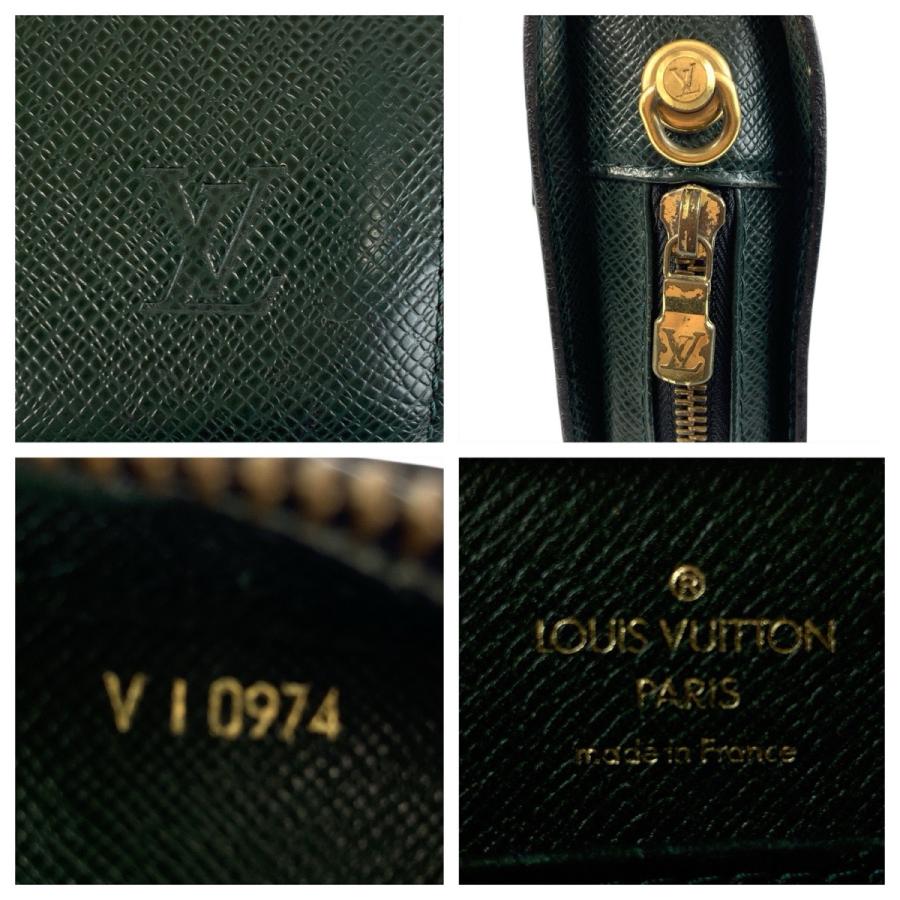 LOUIS VUITTON（ルイ・ヴィトン） タイガ バイカル グリーン エピセア