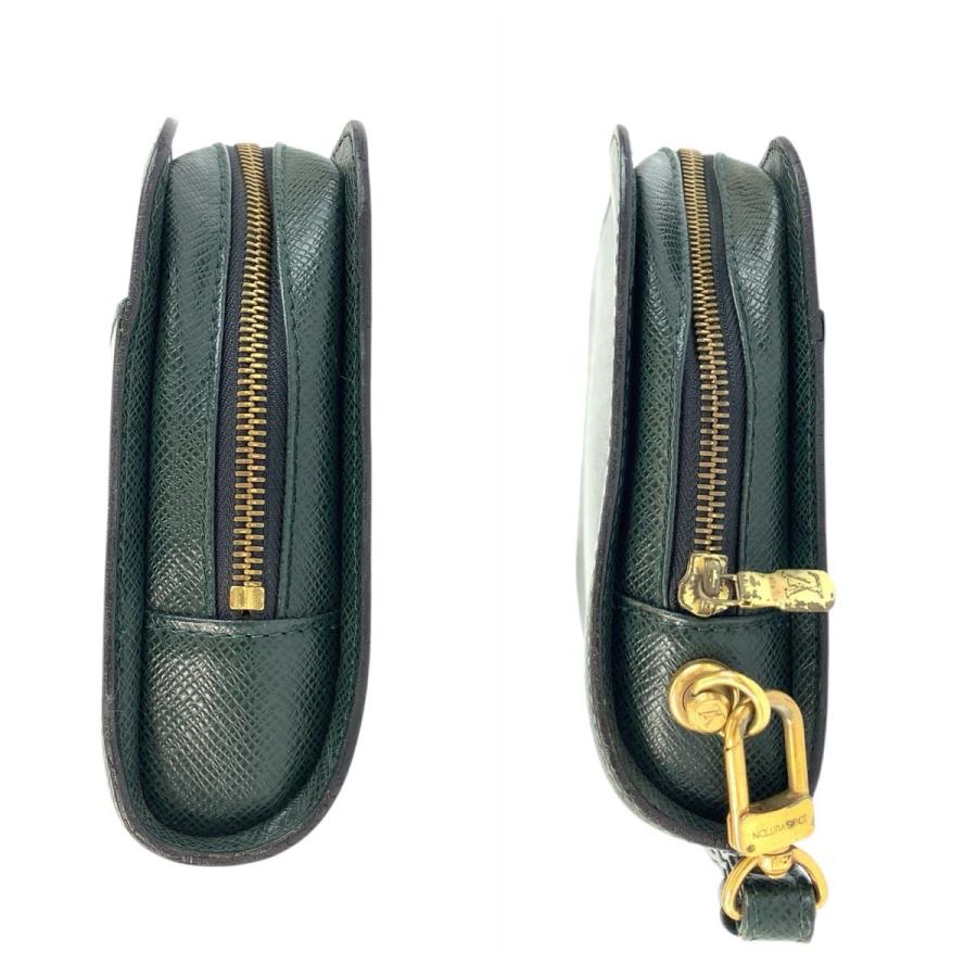 LOUIS VUITTON（ルイ・ヴィトン） タイガ バイカル グリーン エピセア