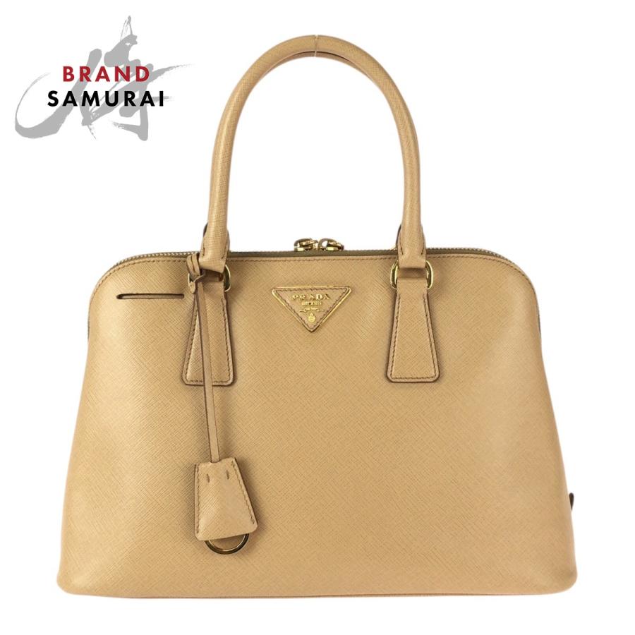 PRADA（プラダ） 美品 サフィアーノ 三角ロゴプレート ベージュ