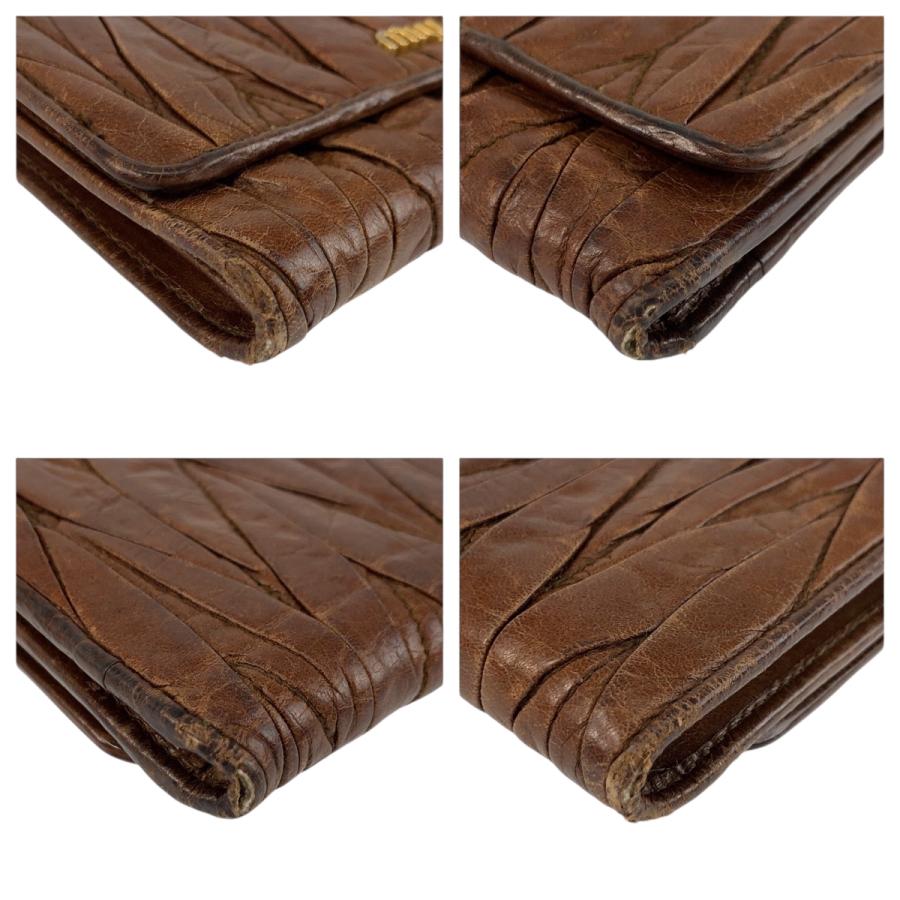 miu miu（ミュウミュウ） マテラッセ ブラウン ゴールド金具 レザー