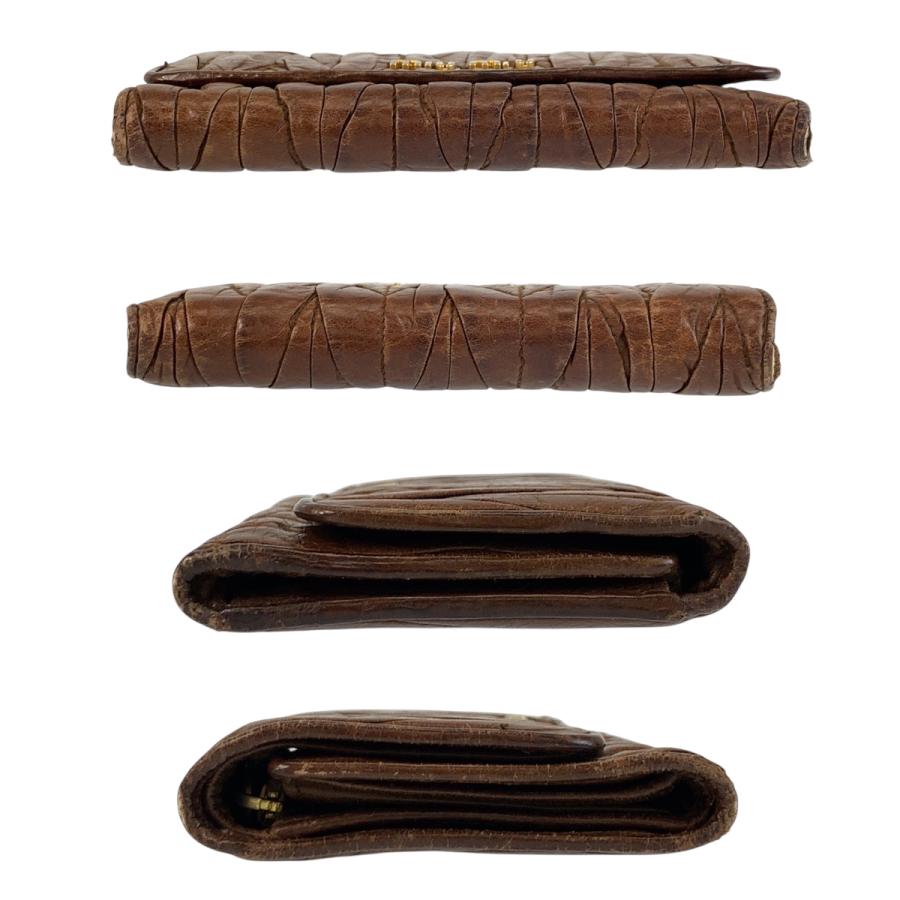 miu miu（ミュウミュウ） マテラッセ ブラウン ゴールド金具 レザー