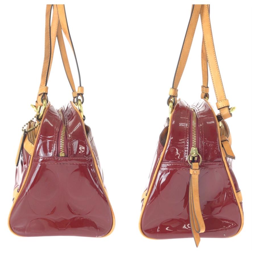 COACH（コーチ） シグネチャー ワインレッド ボルドー パテントレザー 