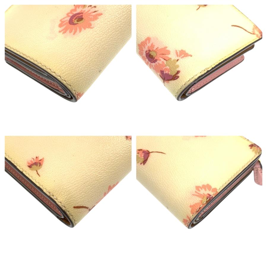 COACH コーチ フラワー イエロー ピンク ゴールド金具 レザー C3284 折財布 コンパクトウォレット レディース 600386 | COACH | 02